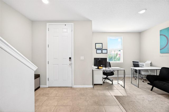 953 CAMBRIDGE DRIVE, Winter Haven, FL 33881