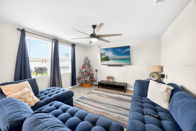 953 CAMBRIDGE DRIVE, Winter Haven, FL 33881