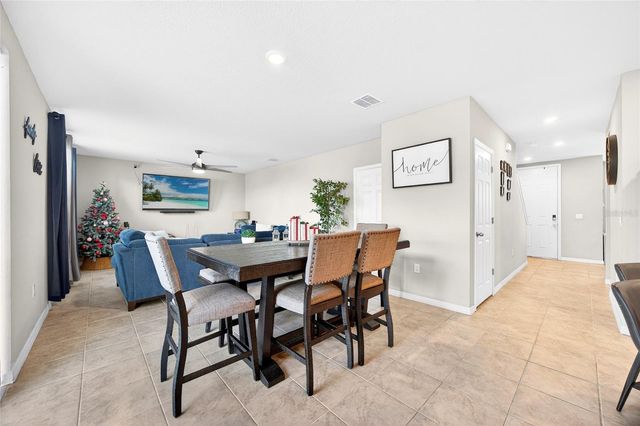 953 CAMBRIDGE DRIVE, Winter Haven, FL 33881