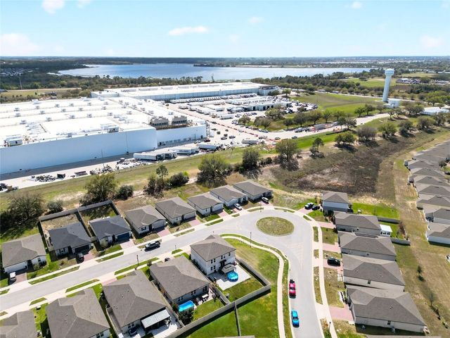 953 CAMBRIDGE DRIVE, Winter Haven, FL 33881