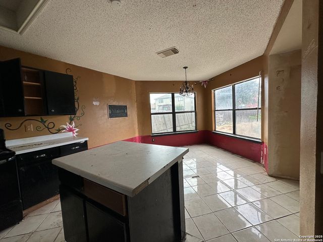 7835 Encanto Vista, San Antonio, TX 78244