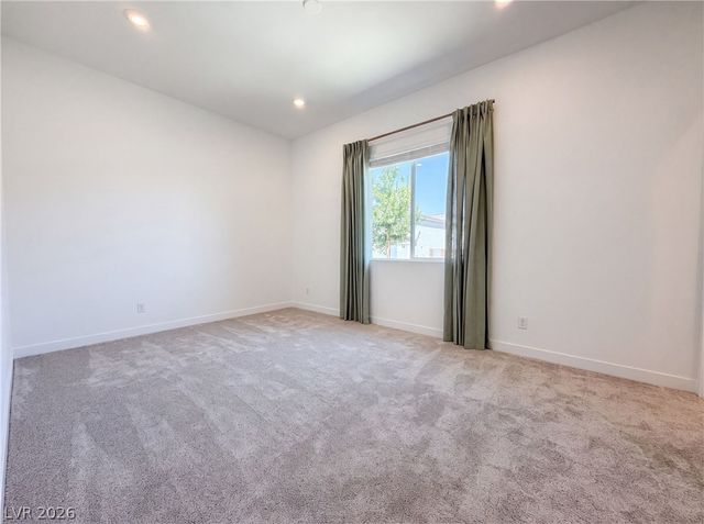 8239 Gusty Brook Street, Las Vegas, NV 89113