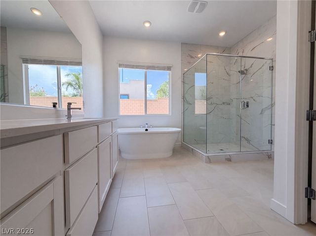 8239 Gusty Brook Street, Las Vegas, NV 89113