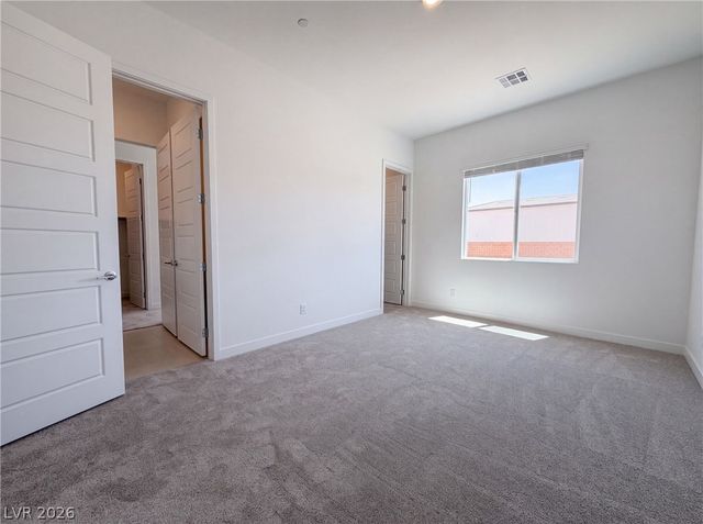8239 Gusty Brook Street, Las Vegas, NV 89113