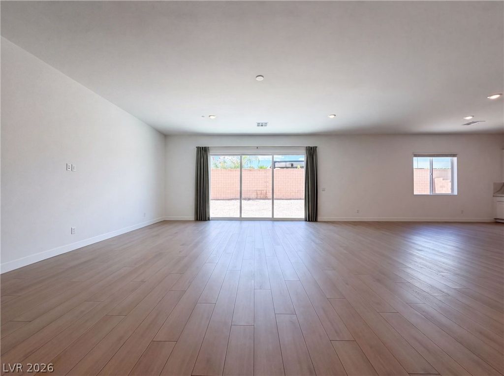 8239 Gusty Brook Street, Las Vegas, NV 89113 — photo 3