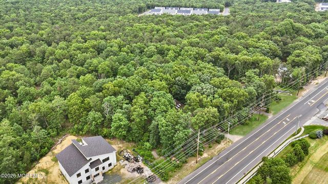 443-447 Cross Street, Lakewood, NJ 08701
