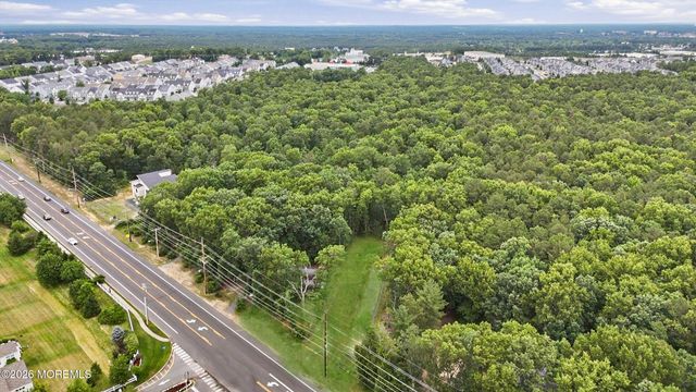 443-447 Cross Street, Lakewood, NJ 08701