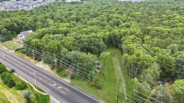 443-447 Cross Street, Lakewood, NJ 08701