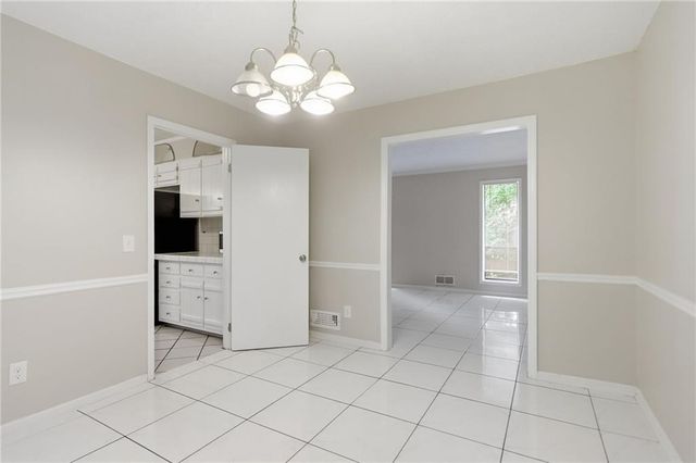 4442 Old Mabry Place NE, Roswell, GA 30075