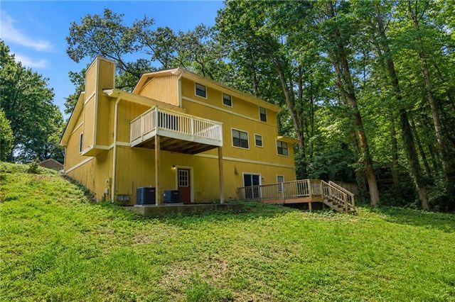 4442 Old Mabry Place NE, Roswell, GA 30075