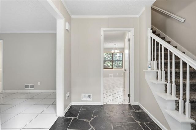 4442 Old Mabry Place NE, Roswell, GA 30075