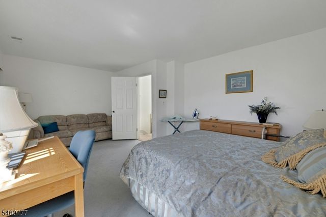 70 Keats Way, Morris Twp., NJ 07960