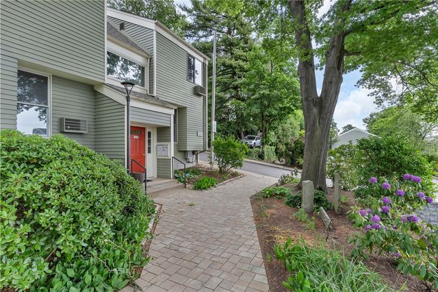 274 Main Street 42, Providence, RI 02903
