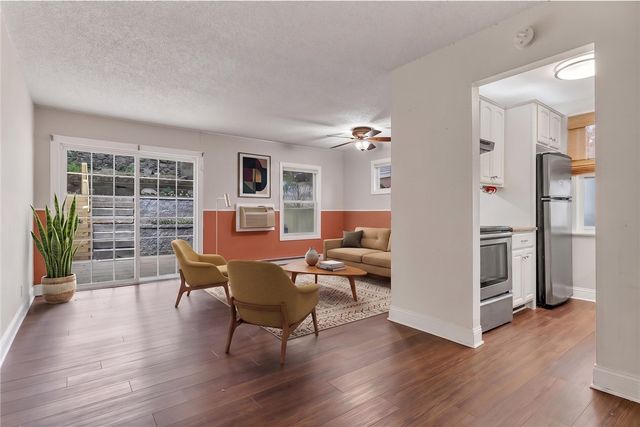 274 Main Street 42, Providence, RI 02903