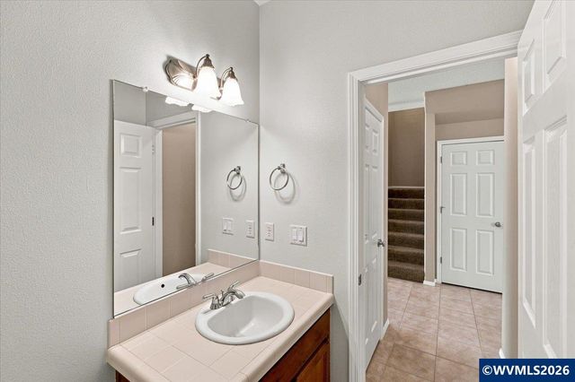 928 Feather Sky St NW, Salem, OR 97304