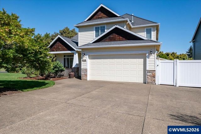 928 Feather Sky St NW, Salem, OR 97304