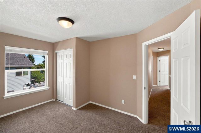 928 Feather Sky St NW, Salem, OR 97304
