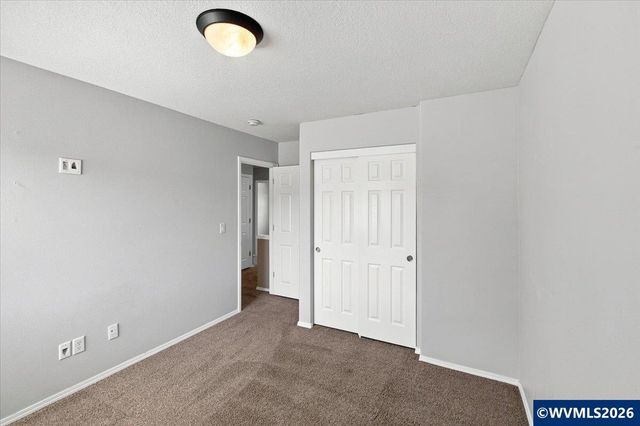 928 Feather Sky St NW, Salem, OR 97304
