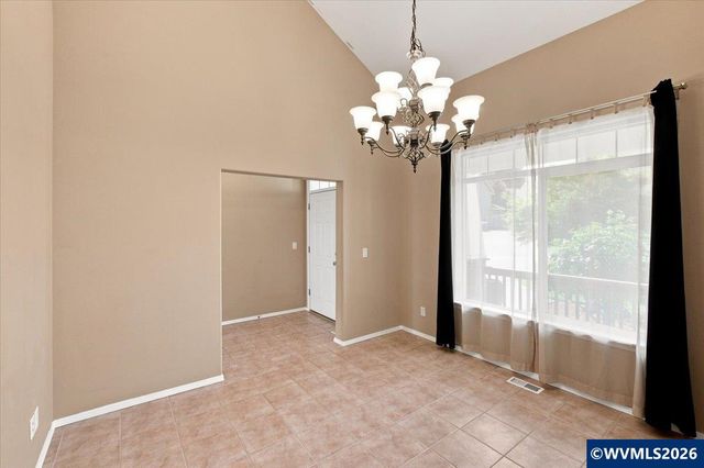 928 Feather Sky St NW, Salem, OR 97304