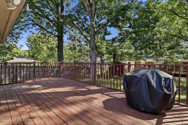 3751 Rouge Way, Louisville, KY 40218