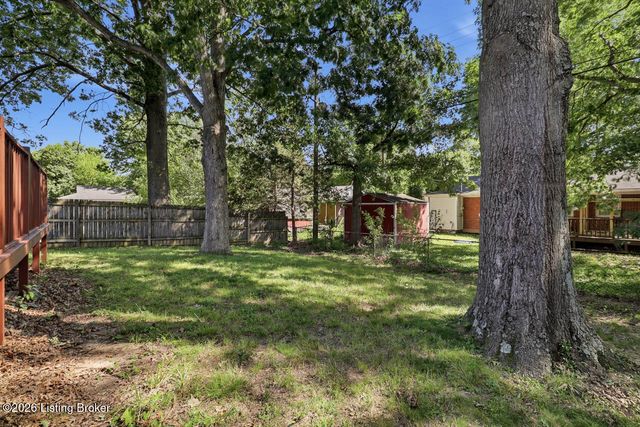 3751 Rouge Way, Louisville, KY 40218