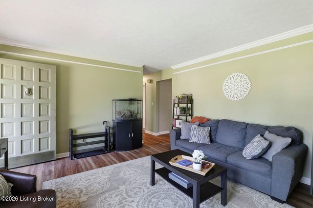 3751 Rouge Way, Louisville, KY 40218