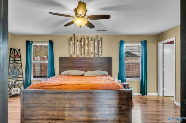 145 Dormont Drive NE, Huntsville, AL 35810