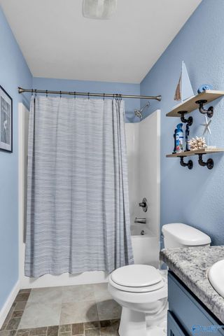 145 Dormont Drive NE, Huntsville, AL 35810