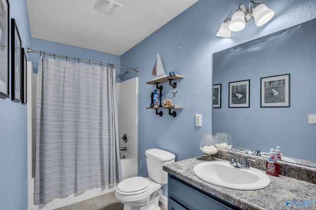 145 Dormont Drive NE, Huntsville, AL 35810