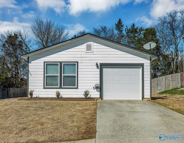 145 Dormont Drive NE, Huntsville, AL 35810