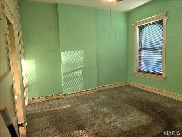 2704 Virginia Avenue, St Louis, MO 63118