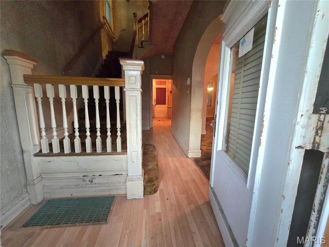 2704 Virginia Avenue, St Louis, MO 63118