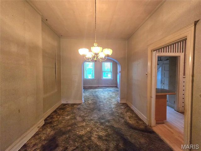 2704 Virginia Avenue, St Louis, MO 63118