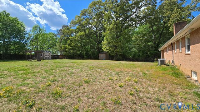 6197 Gary Ln, Mechanicsville, VA 23111