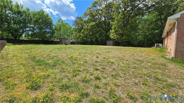 6197 Gary Ln, Mechanicsville, VA 23111