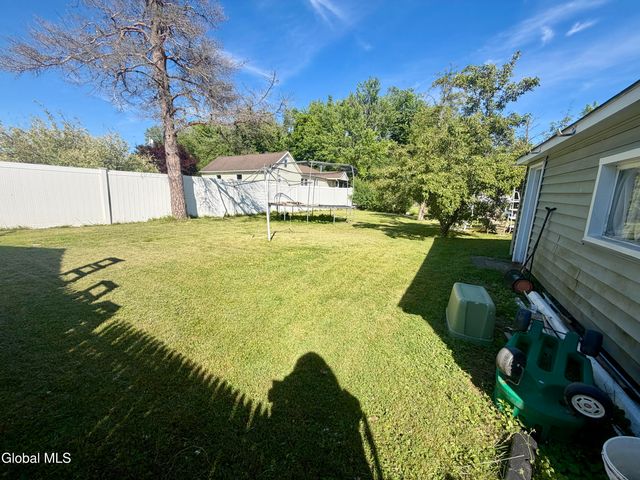 22 Michigan Avenue, East Greenbush, NY 12144