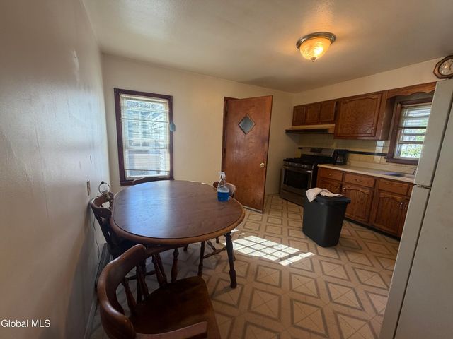 22 Michigan Avenue, East Greenbush, NY 12144