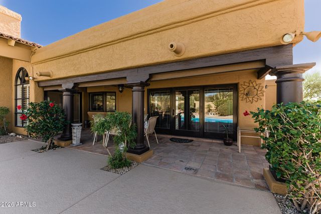 9438 E CASITAS DEL RIO Drive, Scottsdale, AZ 85255