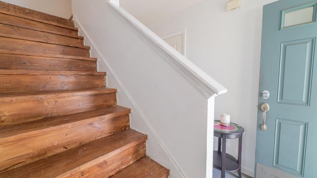 56339 Strasser Lane, South Bend, IN 46619