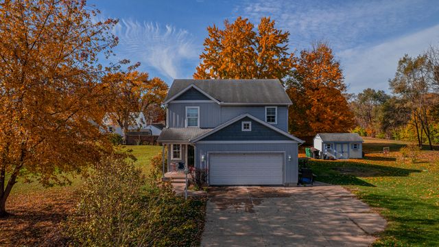 56339 Strasser Lane, South Bend, IN 46619