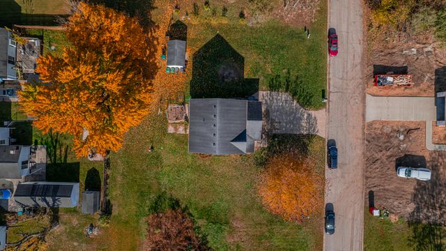 56339 Strasser Lane, South Bend, IN 46619