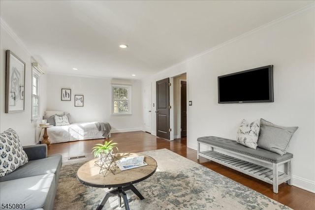 1018 Grandview Ave, Westfield Town, NJ 07090