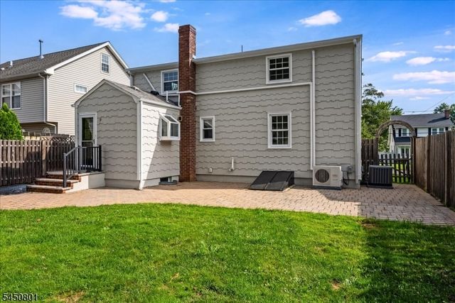 1018 Grandview Ave, Westfield Town, NJ 07090