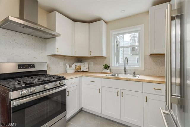 1018 Grandview Ave, Westfield Town, NJ 07090