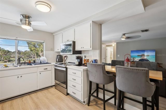 8301 VALLEY STREAM LANE, Hudson, FL 34667