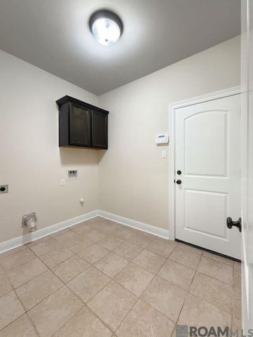 13867 Arbor Walk Dr, Denham Springs, LA 70726