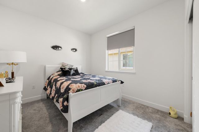 998 Fullerton Ranch Dr, Lincoln, CA 95648