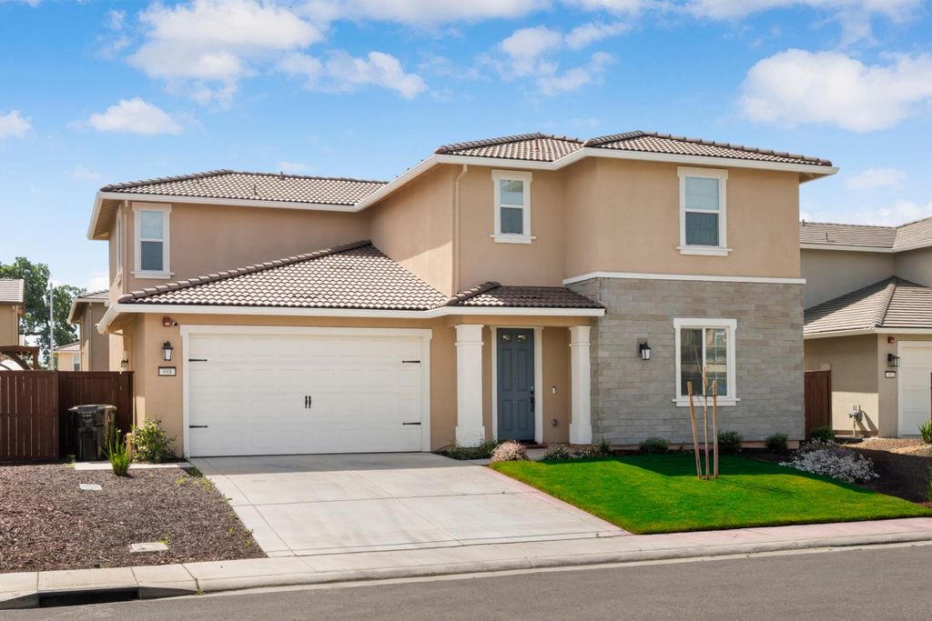 998 Fullerton Ranch Dr, Lincoln, CA 95648