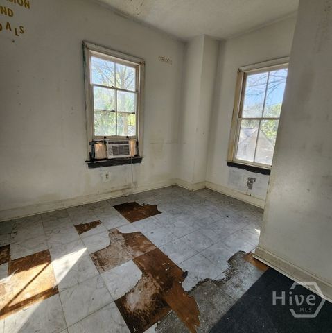 1707 Le Grand Street, Savannah, GA 31401