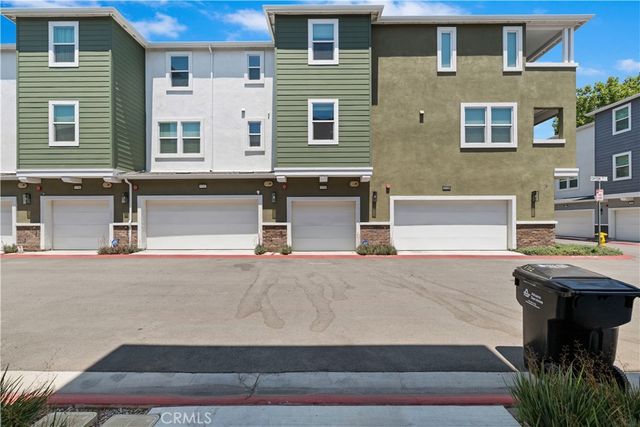1750 Cayton Loop, West Covina, CA 91790